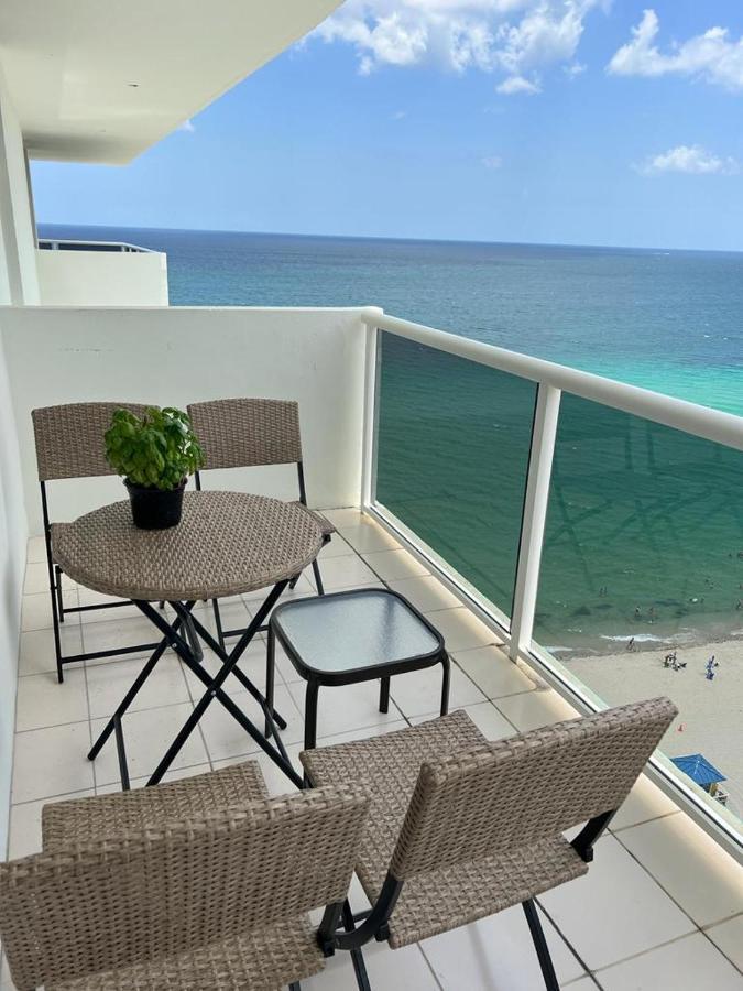 Penthouse Beach Front 1St Line, 2 Bedroom 2 Ba, New Decoration & Furnitures, Unobstructed View Of The Beautiful Atlantic, Free Parking Hollywood Exterior foto